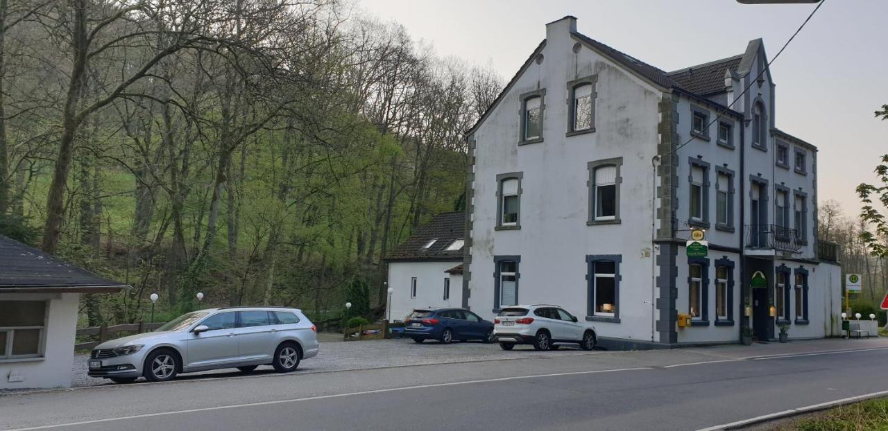 Hotel Bergische Schweiz เฟลแบร์ท ภายนอก รูปภาพ